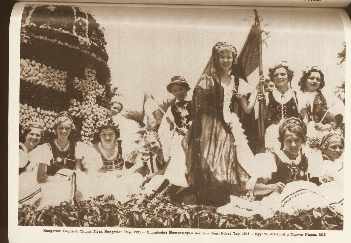 Hungarian Pageant church float, 1935